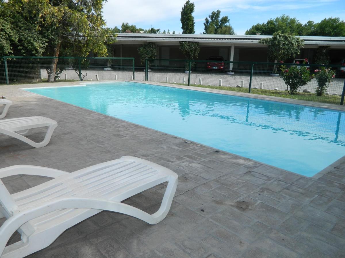 Motel A.C.A. Cipolletti Luaran gambar