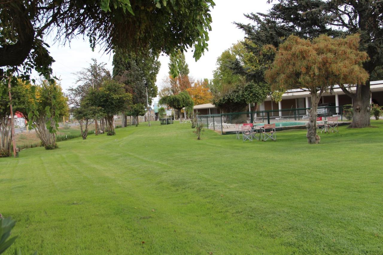 Motel A.C.A. Cipolletti Luaran gambar
